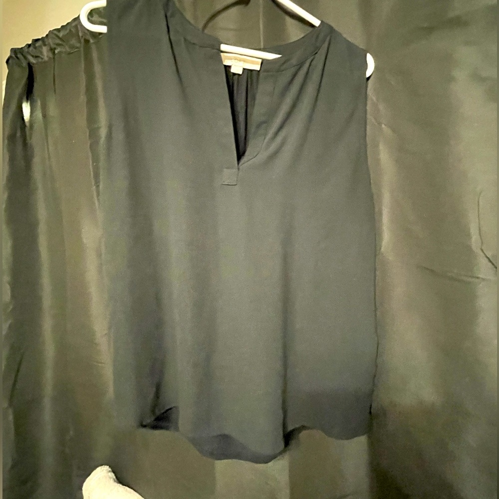 Loft sleeveless sheer in front knit back